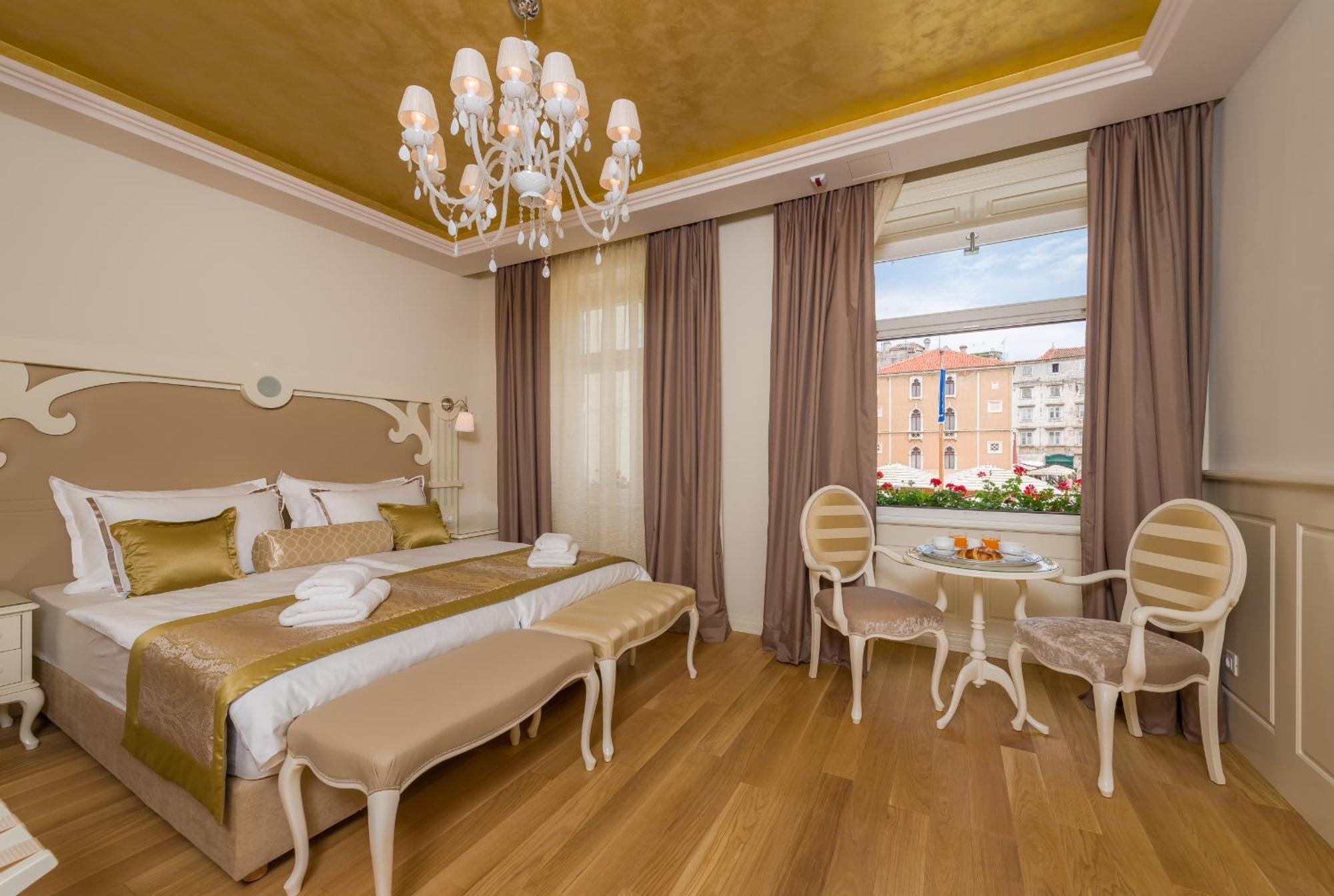 Piazza Heritage Hotel Split Extérieur photo