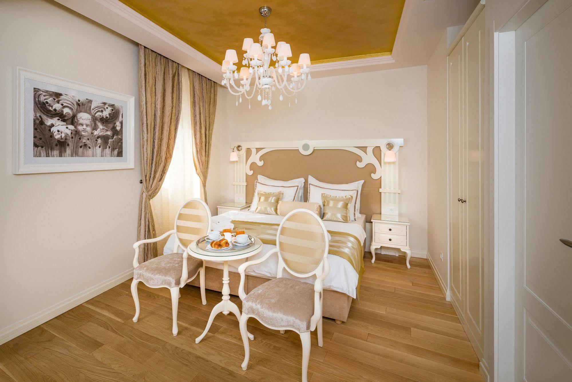 Piazza Heritage Hotel Split Extérieur photo